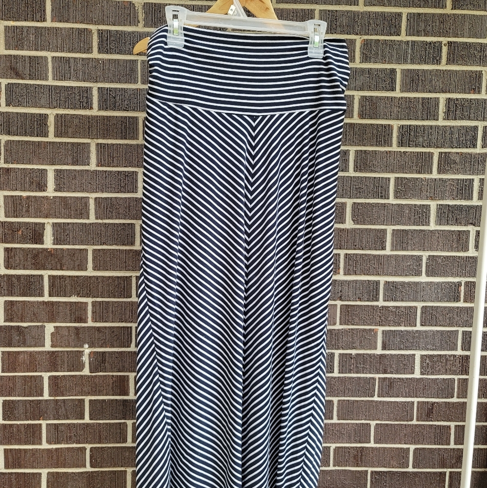 Maternity skirt